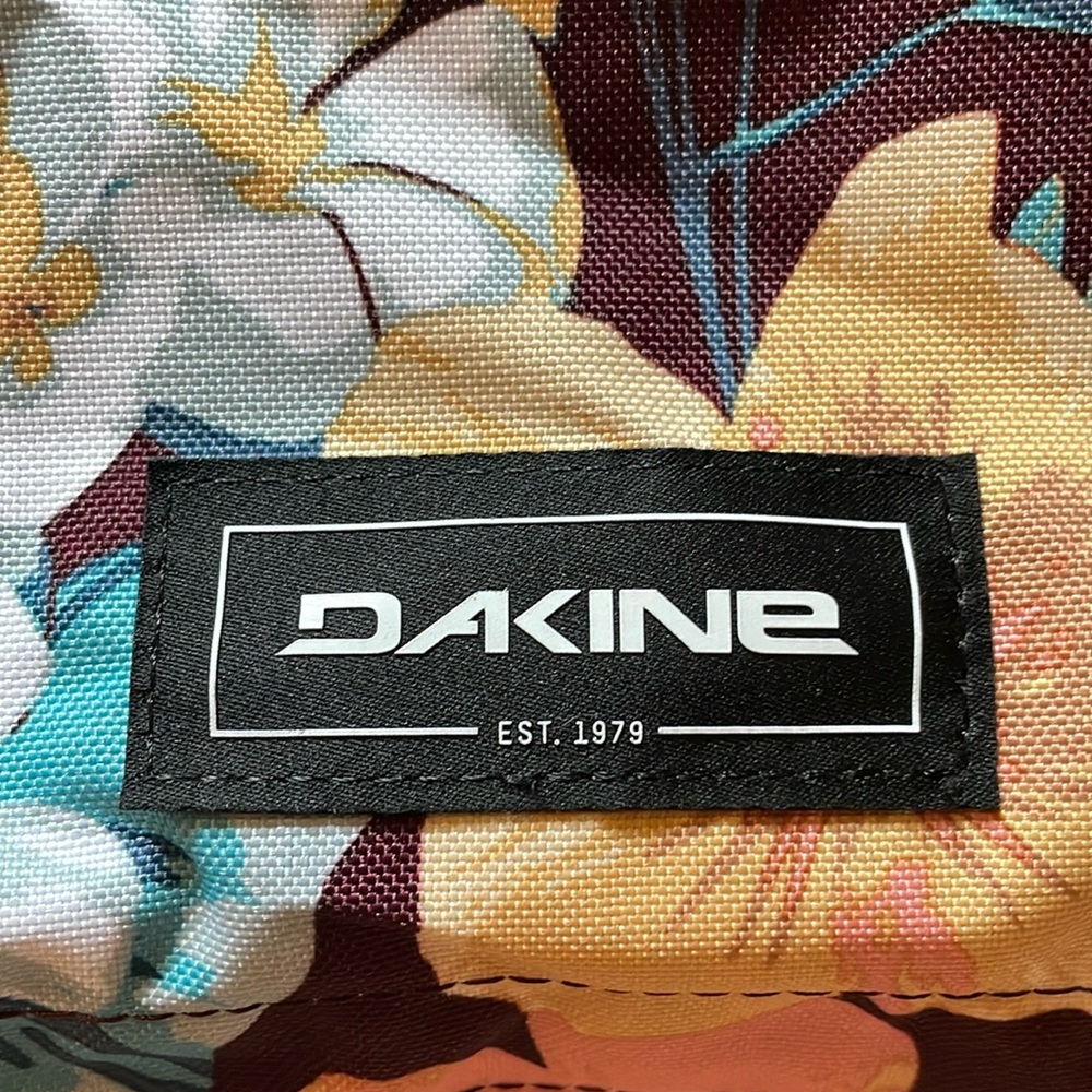 Dakine from Hawaii small tote
